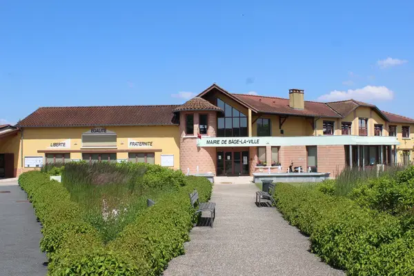 Aide Monte Escalier Monte escalier Bâgé-Dommartin